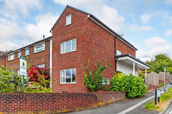 4 Bedroom Semi-Detached House For Sale In Kynegils Road, Winchester, SO22