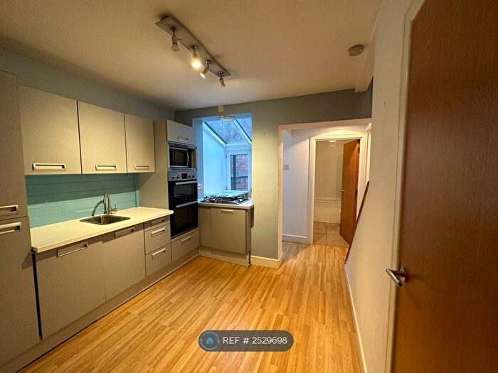 2 Bedroom Terraced House To Rent In Davenfield Grove, Manchester, M20