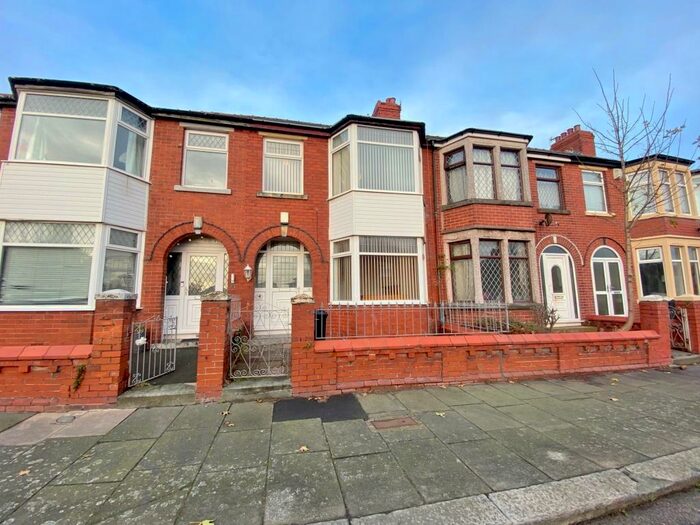 3 Bedroom House To Rent In Dinckley Grove, Blackpool, FY1