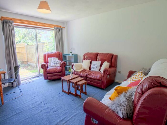 1 Bedroom House To Rent In St Michaels Place, Canterbury, Kent, CT2