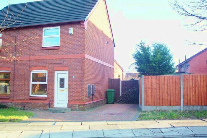 2 Bedroom Semi-Detached House To Rent In Charnwood Close, L12