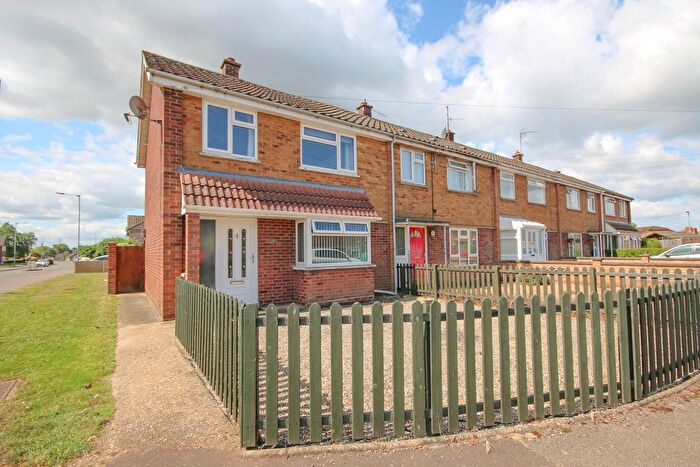 3 Bedroom Terraced House For Sale In Columbia Way, King's Lynn, PE30