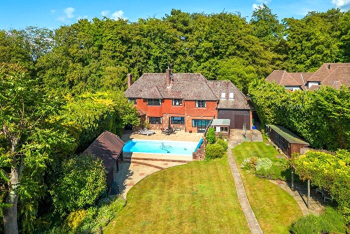 4 Bedroom Detached House To Rent In Shere Road, West Horsley, KT24