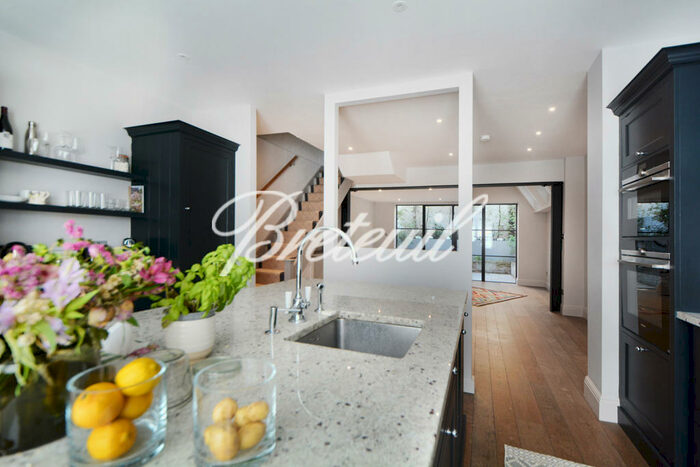 4 Bedroom Terraced House To Rent In Lots Road, London, SW10