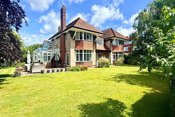 4 Bedroom Detached House For Sale In Downs Park East, Bristol, BS6
