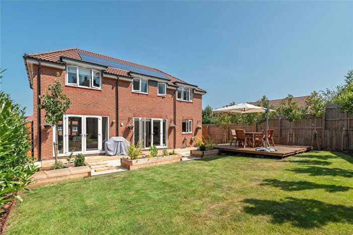 4 Bedroom Detached House For Sale In Dexter Way, Winscombe, Somerset, BS25