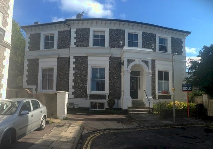 2 Bedroom Flat To Rent In Belmont, Brighton, BN1
