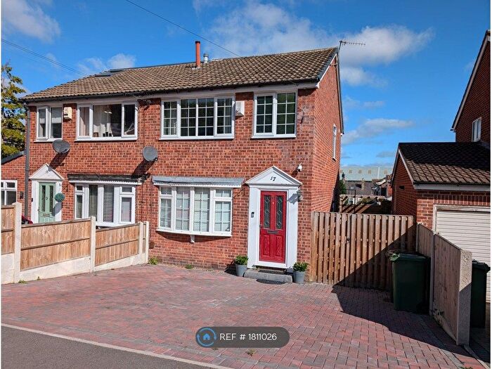 3 Bedroom Semi-Detached House To Rent In Airedale Gardens, Leeds, LS13
