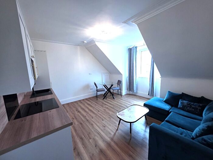 2 Bedroom Flat To Rent In Watson Street, Rosemount, Aberdeen, AB25