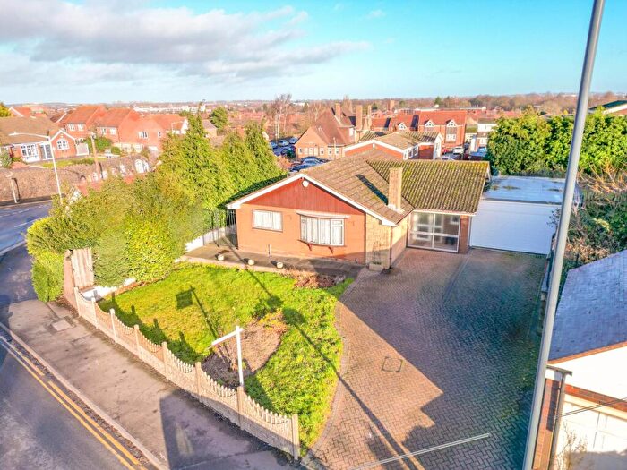 3 Bedroom Detached Bungalow For Sale In College Street, Nuneaton, CV10