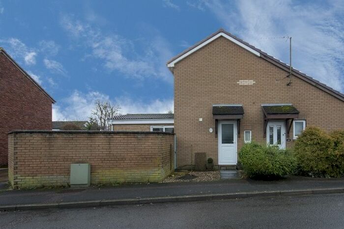 1 Bedroom Semi-Detached House To Rent In Bracken Close, Carterton OX18