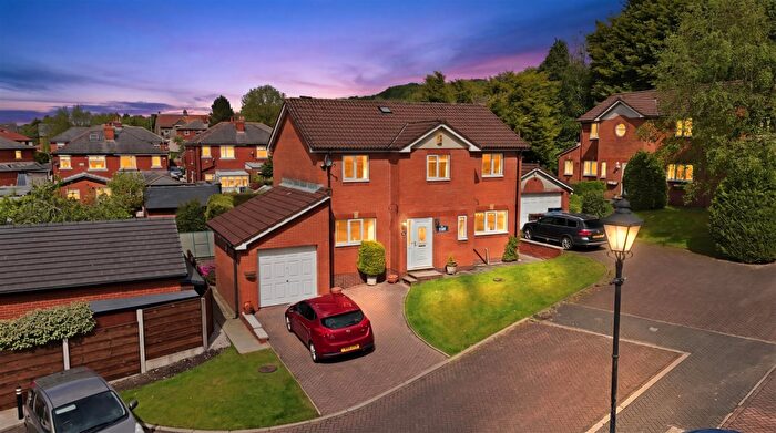 4 Bedroom Detached House For Sale In Maple Grove, Ramsbottom, Bury, BL0