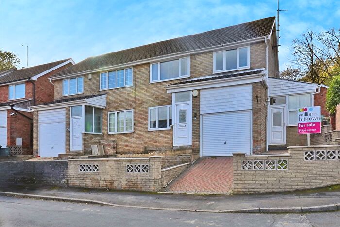 3 Bedroom Semi-Detached House For Sale In Priory Close, Conisbrough, Doncaster, DN12