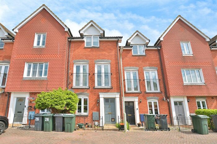 3 Bedroom Terraced House For Sale In Alderney Way, Kennington, Ashford, TN24