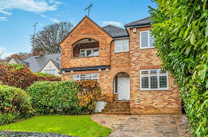 5 Bedroom Detached House For Sale In Yester Road, Chislehurst, Kent, BR7