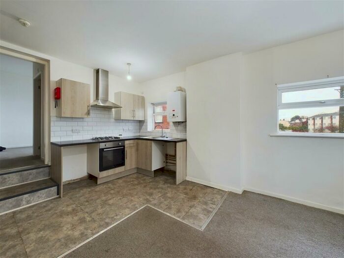 1 Bedroom Flat To Rent In Halsall Lane, Ormskirk, L39