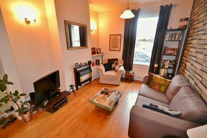 2 Bedroom Terraced House To Rent In Alpha Street, Salford, M6