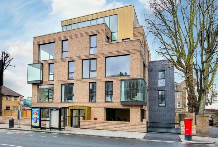 2 Bedroom Flat To Rent In Elgin Avenue, London, W9