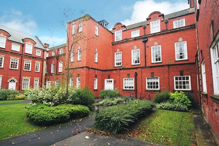 2 Bedroom Flat To Rent In Springhill Court, Wavertree, Liverpool, Merseyside, L15