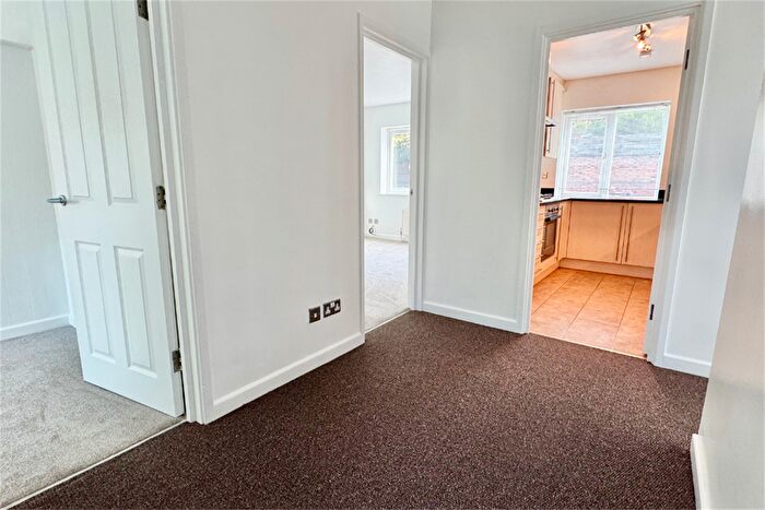 2 Bedroom Flat For Sale In Clumber Court, The Park, NG7