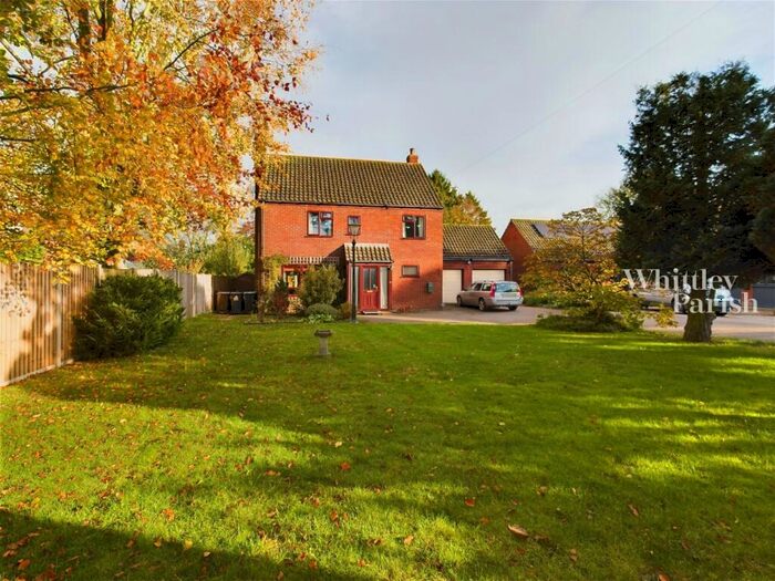 4 Bedroom Detached House For Sale In Heywood Road, Diss, IP22
