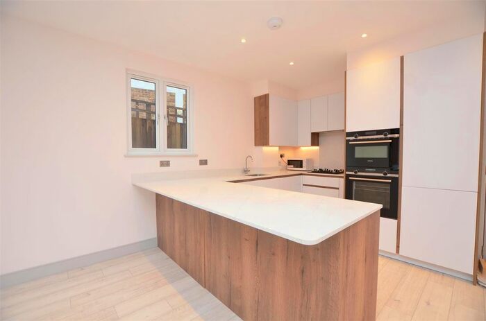 2 Bedroom Flat To Rent In Church Grove, KT1