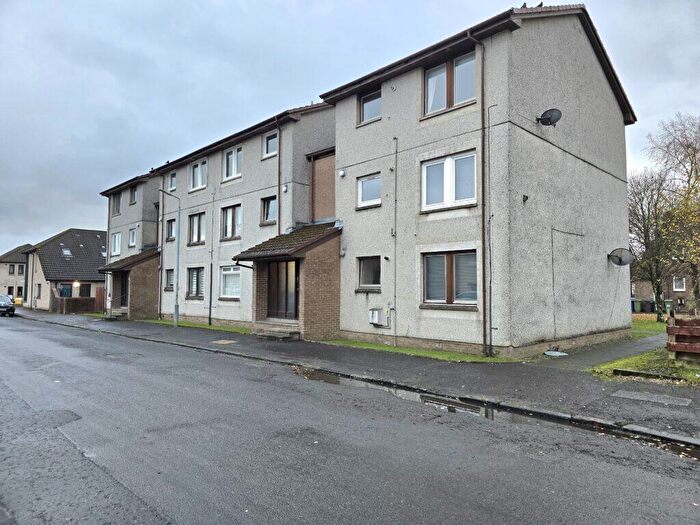 2 Bedroom Flat To Rent In Argyll Street, Flat F, Alexandria, G83