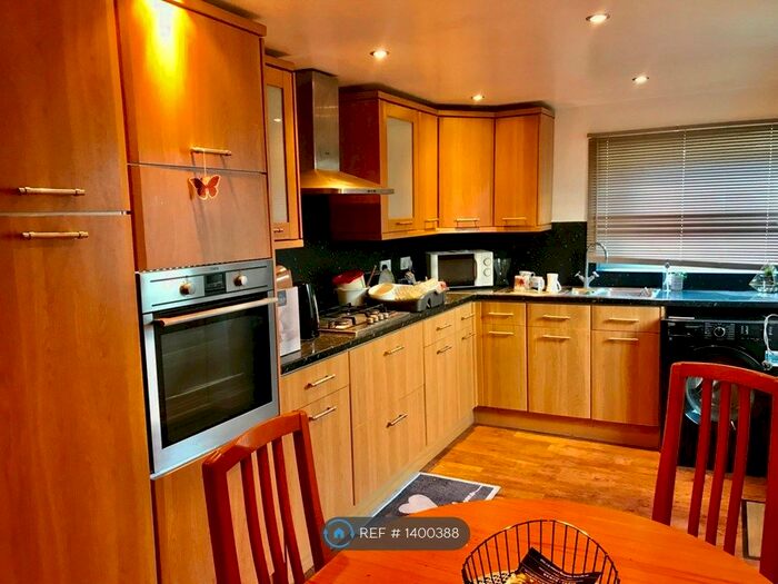 3 Bedroom Terraced House To Rent In Malvern Road, London, N17