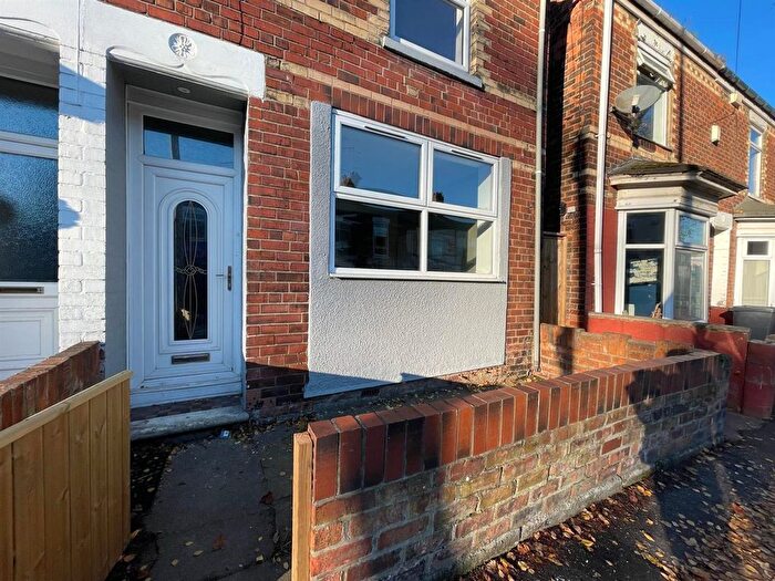 3 Bedroom Terraced House To Rent In Chanterlands Avenue, Hull, HU5