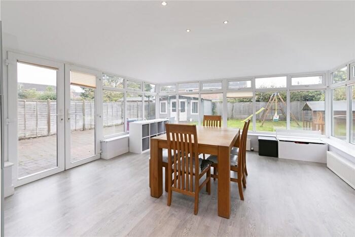4 Bedroom Detached House For Sale In Burnby Lane, Pocklington, York, YO42