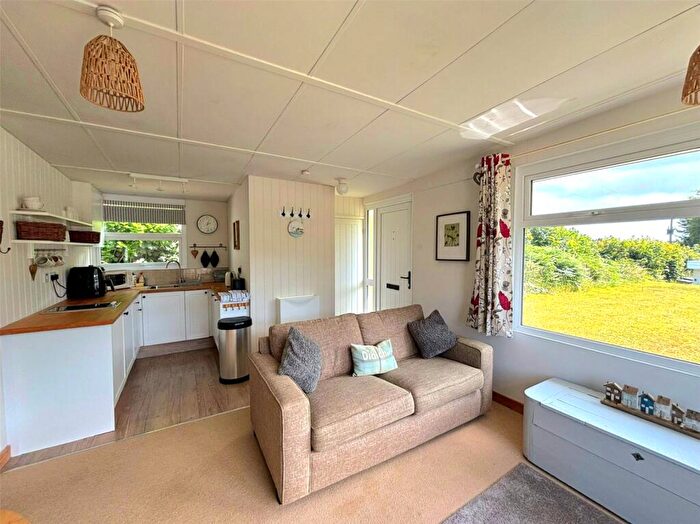 2 Bedroom Semi-Detached House For Sale In The Woodlands, Cuffern, Pembrokeshire, SA62