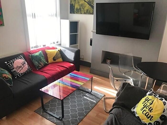 4 Bedroom Property To Rent In Lambton Street, Hull, HU5