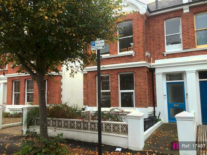 Apartment To Rent In Hartington Villas, Hove, BN3