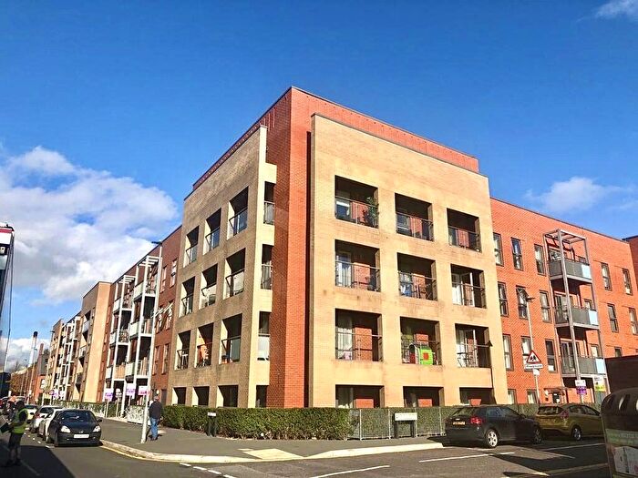 2 Bedroom Apartment To Rent In Pennant House, Cross Street, PO1