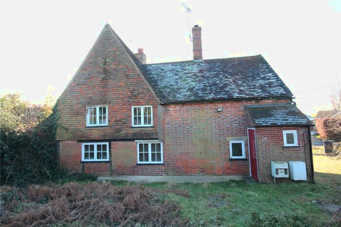 3 Bedroom Semi-Detached House To Rent In Butchers Lane, Mereworth, Maidstone, Kent, ME18