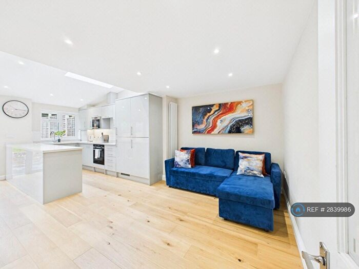 5 Bedroom Semi Detached House To Rent In Upper Park Street, Cheltenham, GL52