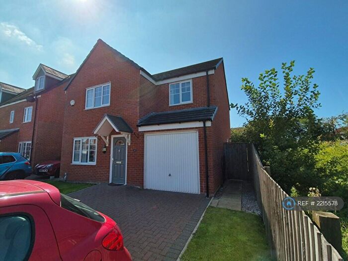 4 Bedroom Detached House To Rent In Honeywood Avenue, Bamber Bridge, Preston, PR5