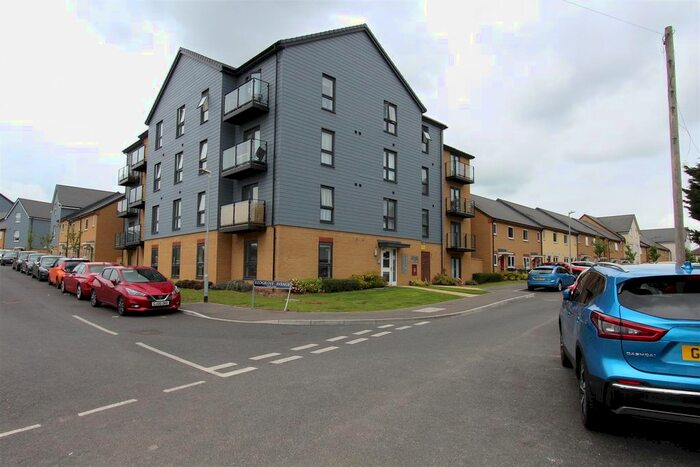 1 Bedroom Flat To Rent In Church Street, Sittingbourne, ME10