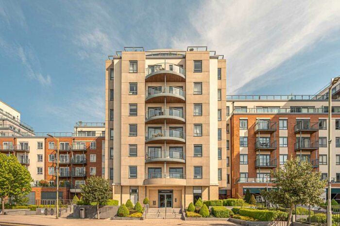 1 Bedroom Flat To Rent In Chapman House, Aerodrome Road, London, NW9