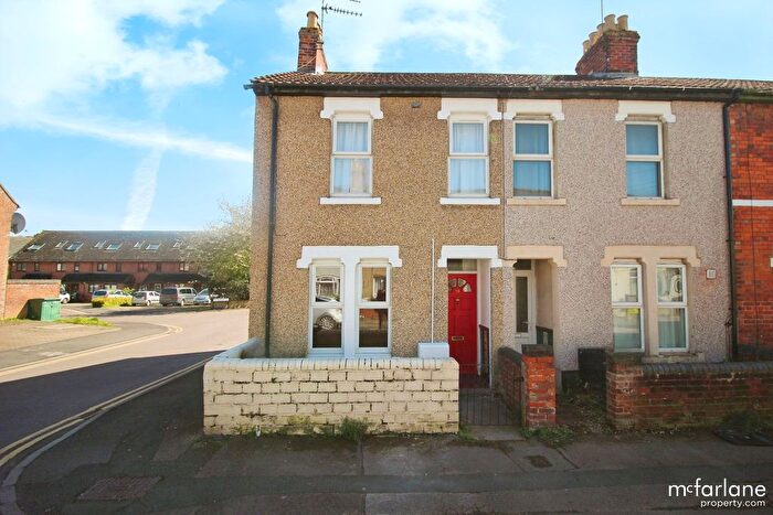2 Bedroom Terraced House To Rent In Birch Street, Swindon, SN1