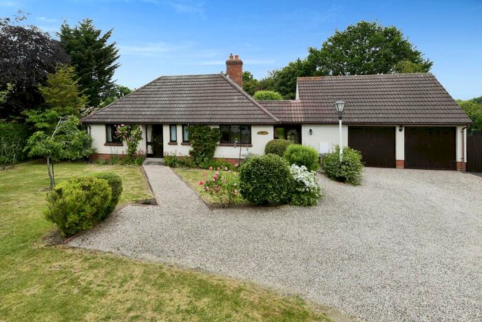 2 Bedroom Bungalow For Sale In Domsey Lane, Little Waltham, Chelmsford, Essex, CM3