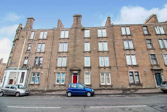 2 Bedroom Flat To Rent In E Blackness Road, Dundee, DD2