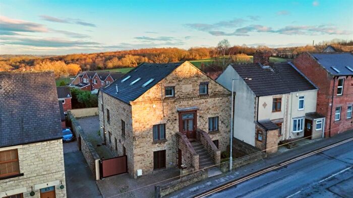 5 Bedroom Town House For Sale In Brook Hill, Thorpe Hesley, Rotherham, S61