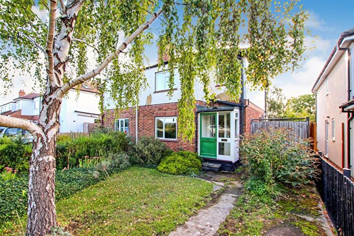 3 Bedroom Semi-Detached House For Sale In Haverhill Road, Stapleford, Cambridge, CB22