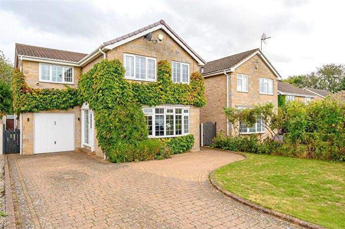 4 Bedroom Detached House For Sale In Otterwood Bank, Wetherby, LS22