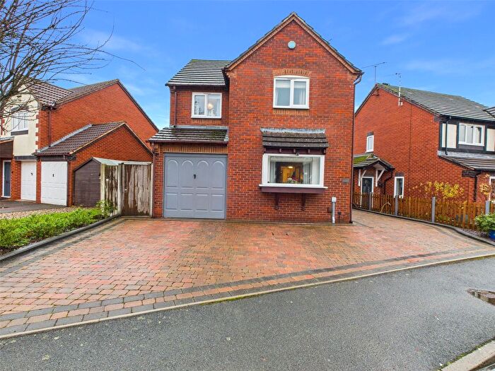 4 Bedroom Detached House For Sale In Purleigh Avenue, Worcester, Worcestershire, WR4