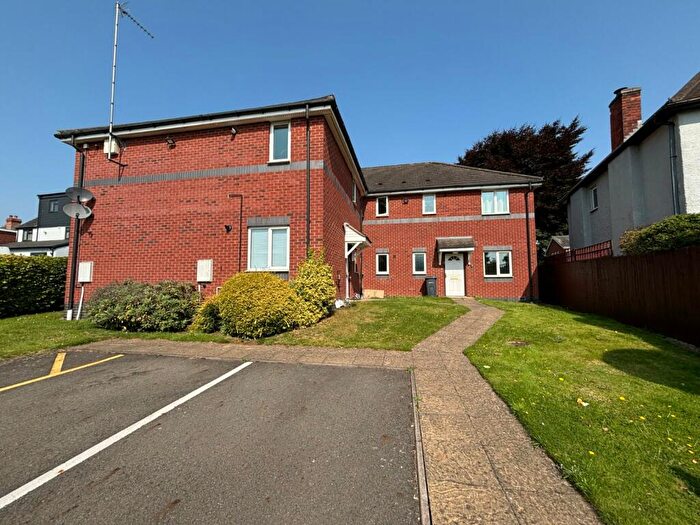 2 Bedroom Flat To Rent In Grayshott Close, Birmingham, West Midlands, B23