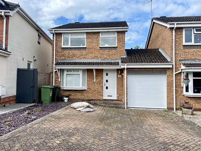 3 Bedroom Detached House For Sale In Downscroft Gardens, Hedge End, SO30
