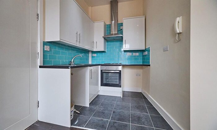 1 Bedroom Flat To Rent In High Street, Barwell, Leicester, LE9