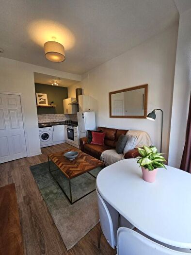 2 Bedroom Flat To Rent In Westmuir Street, Parkhead, Glasgow, G31